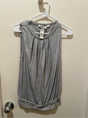 Max Studio Gray Sleeveless Pleated Tank Top